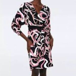 Diane Von Furstenberg Black and Pink Swirl Dress